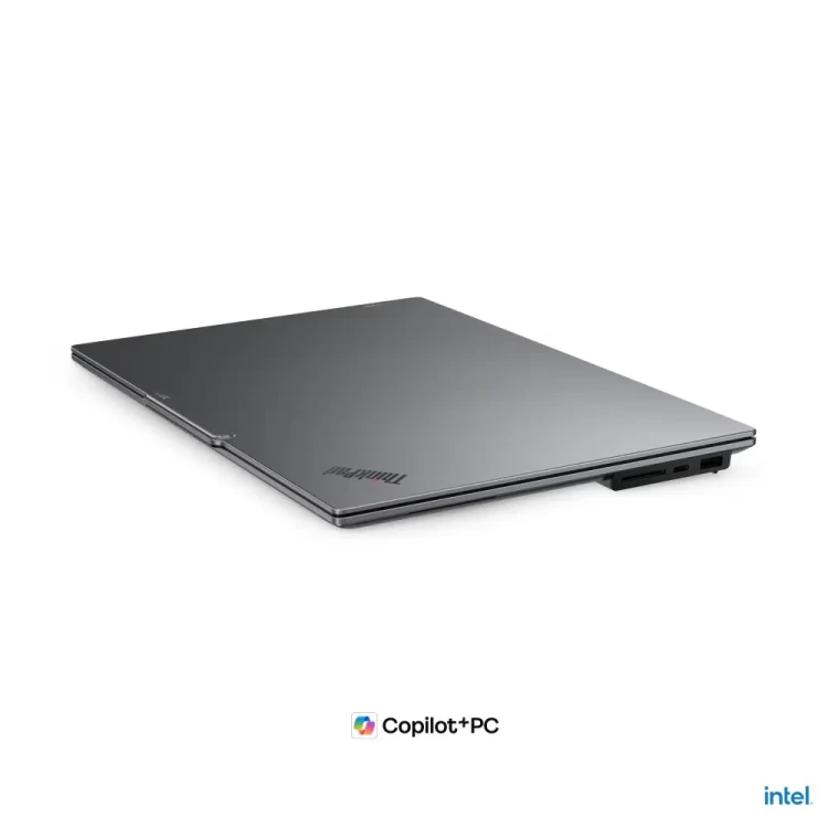 ThinkPad_X9_15p_Gen_1_Aura_Edition_CT1_07.webp